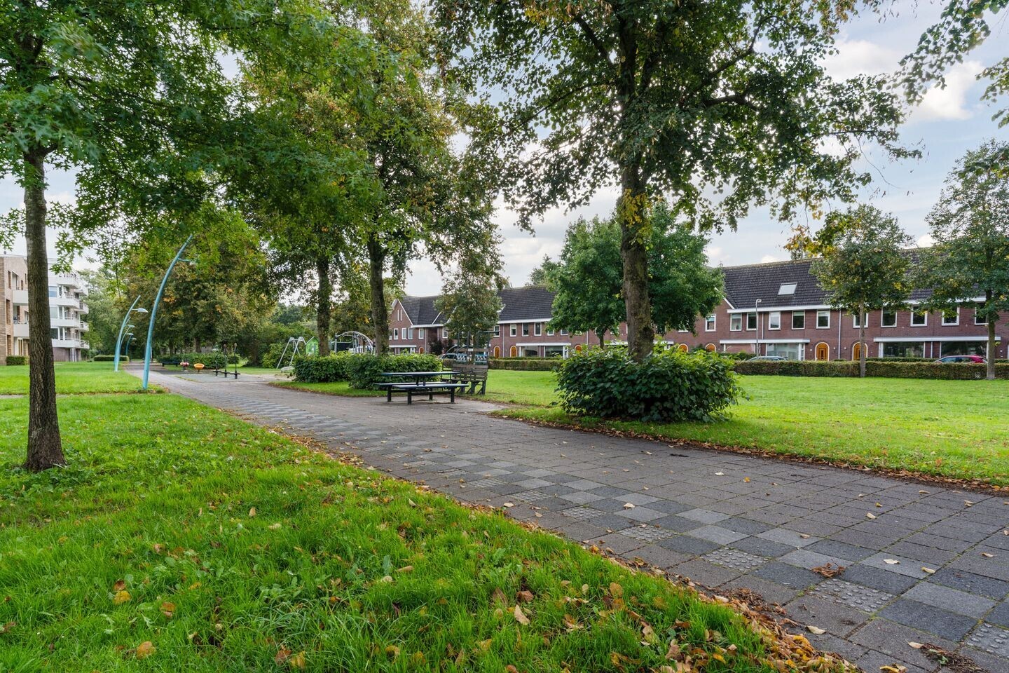 Tussenwoning te koop: Kuyperstraat 46, Meppel