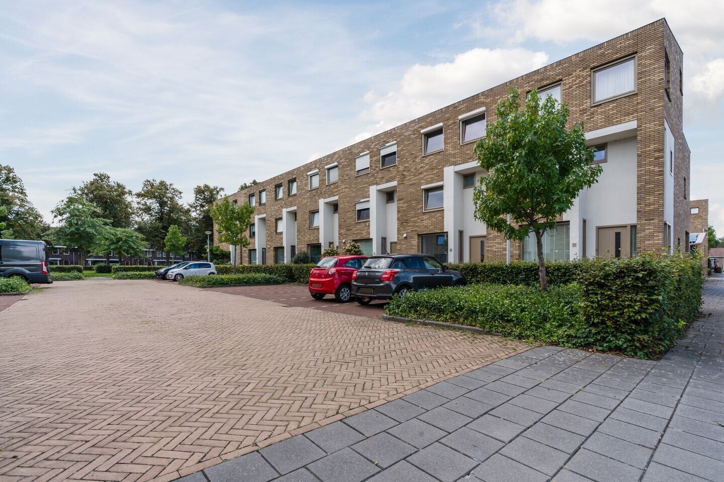Tussenwoning te koop: Kuyperstraat 46, Meppel