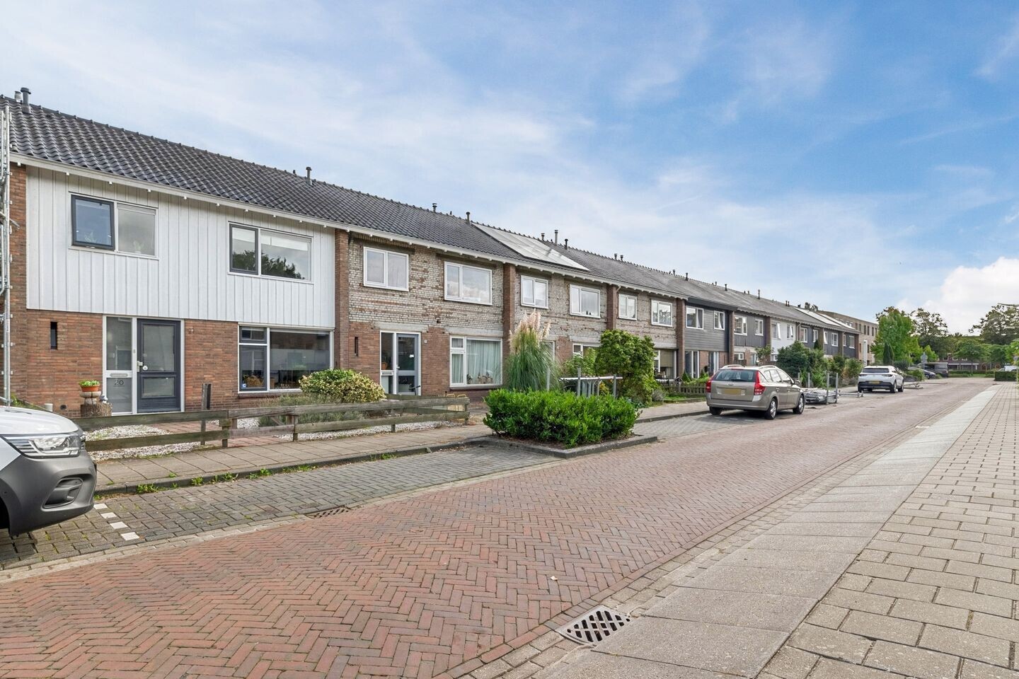 Tussenwoning te koop: Donker Curtiusstraat 20, Meppel