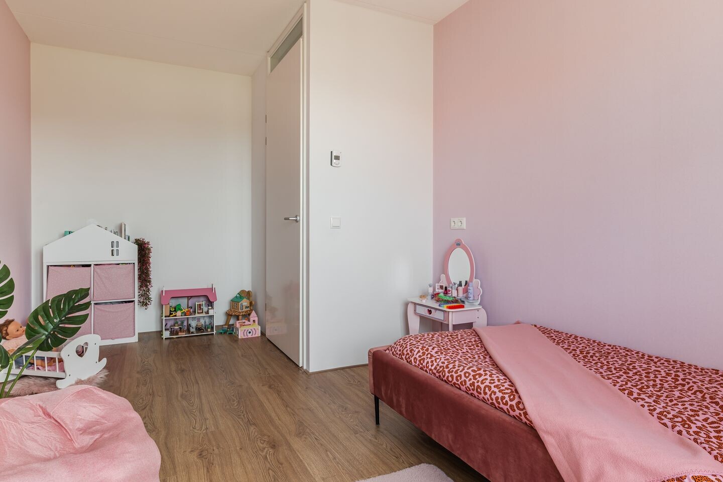 Tussenwoning te koop: Veldbeemd 14, Meppel