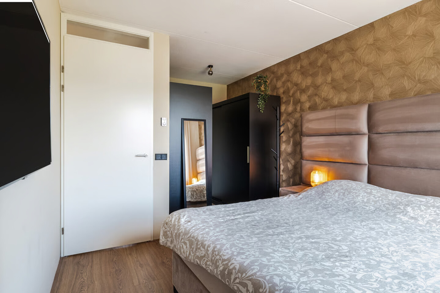 Tussenwoning te koop: Veldbeemd 14, Meppel