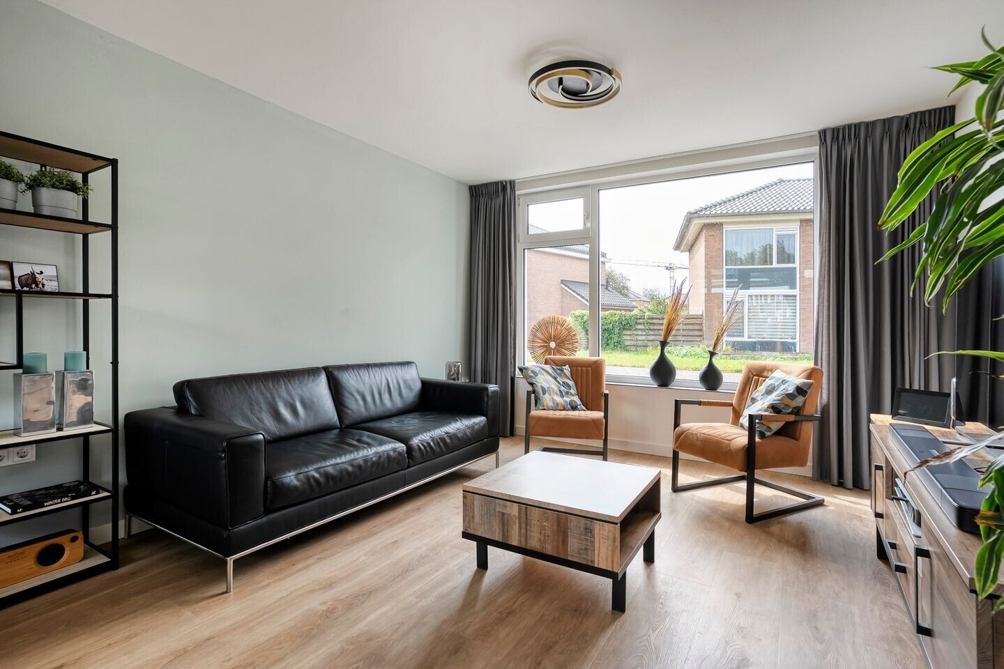 Hoekwoning te koop: Heinsiusstraat 144, Meppel