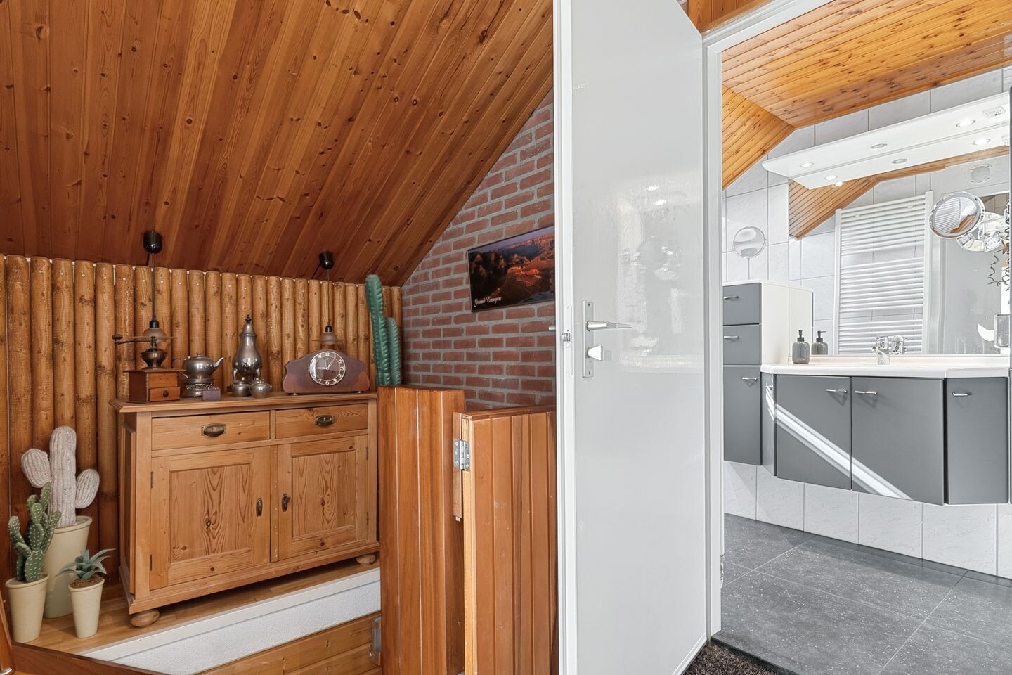 Hoekwoning te koop: Verzetslaan 49, Meppel