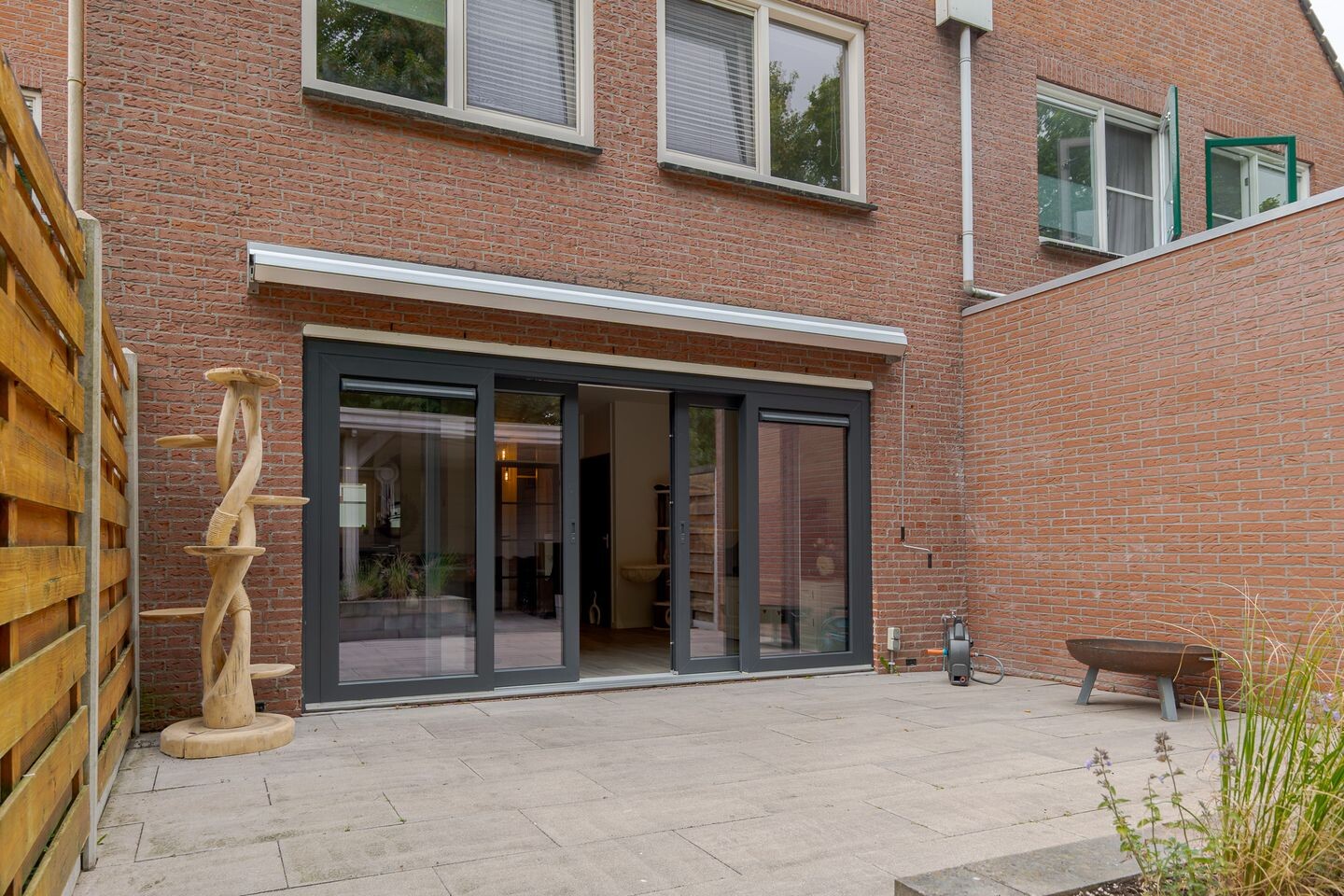 Tussenwoning te koop: St. Pietersland 26, Meppel