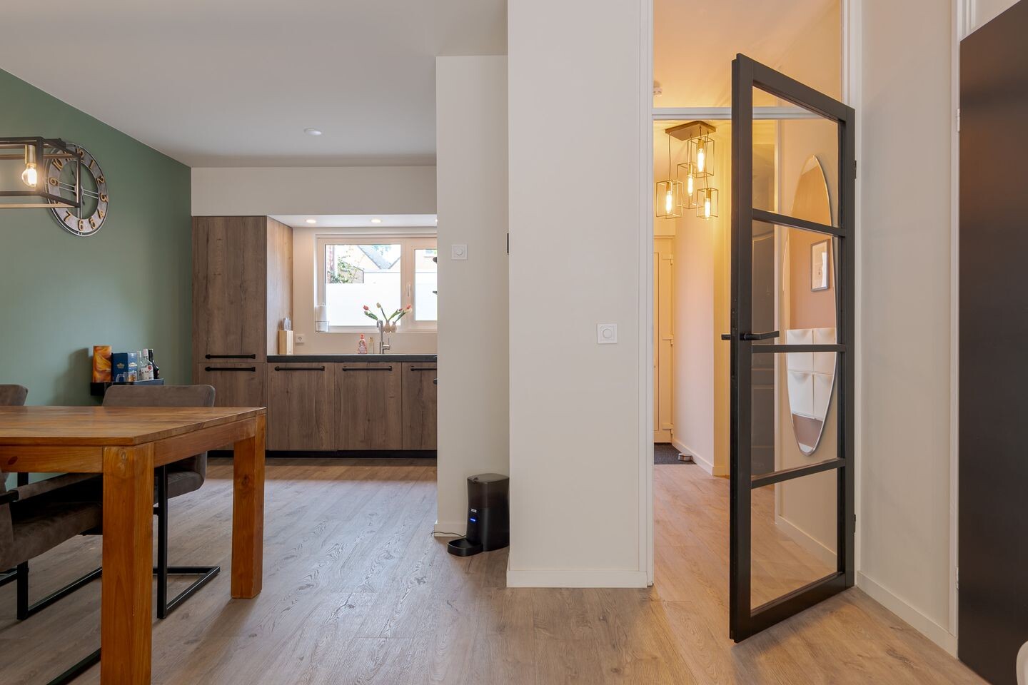 Tussenwoning te koop: St. Pietersland 26, Meppel
