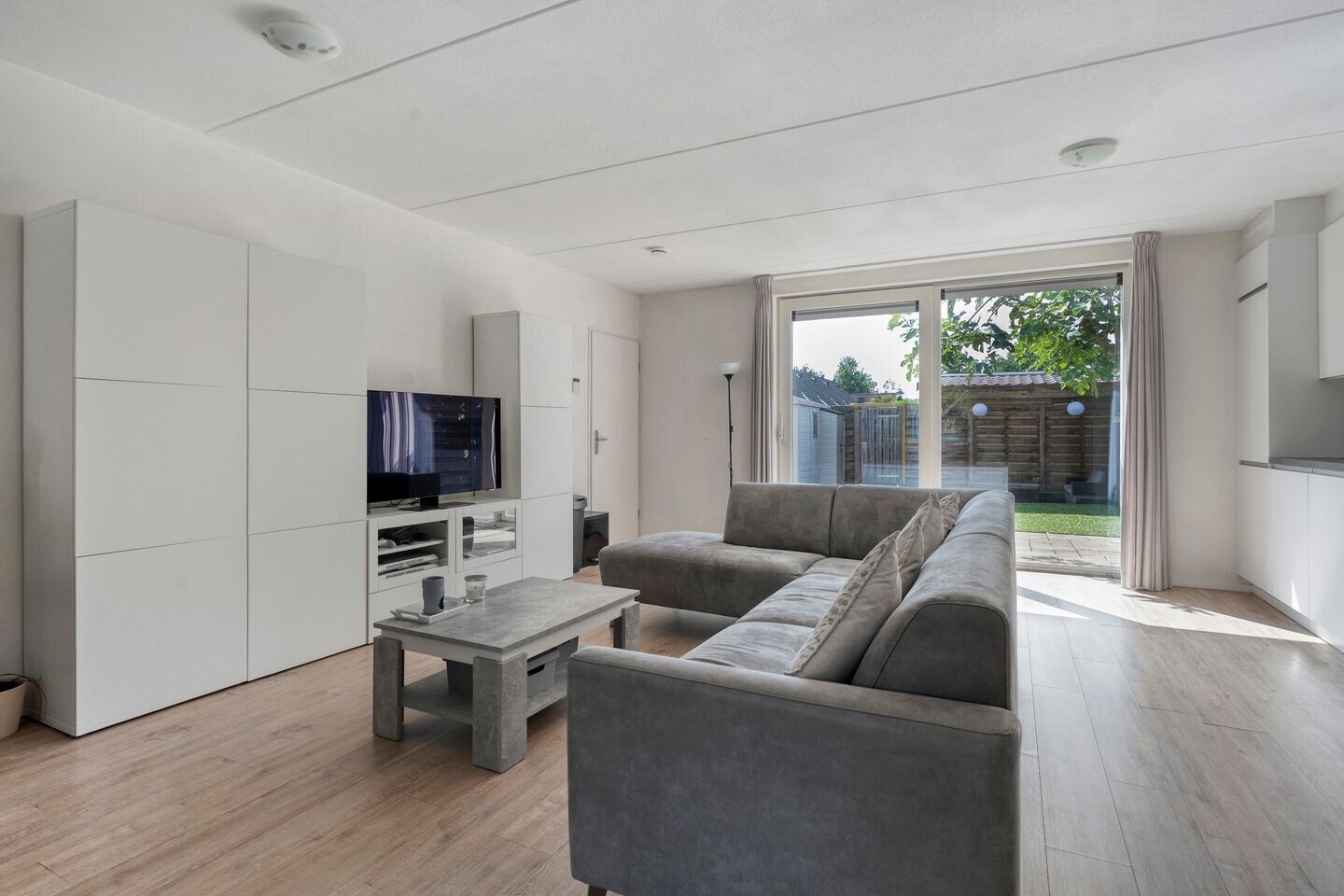 Tussenwoning te koop: Waardeel 32, Meppel