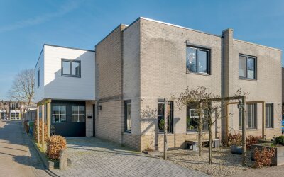 Koninginnepage 24