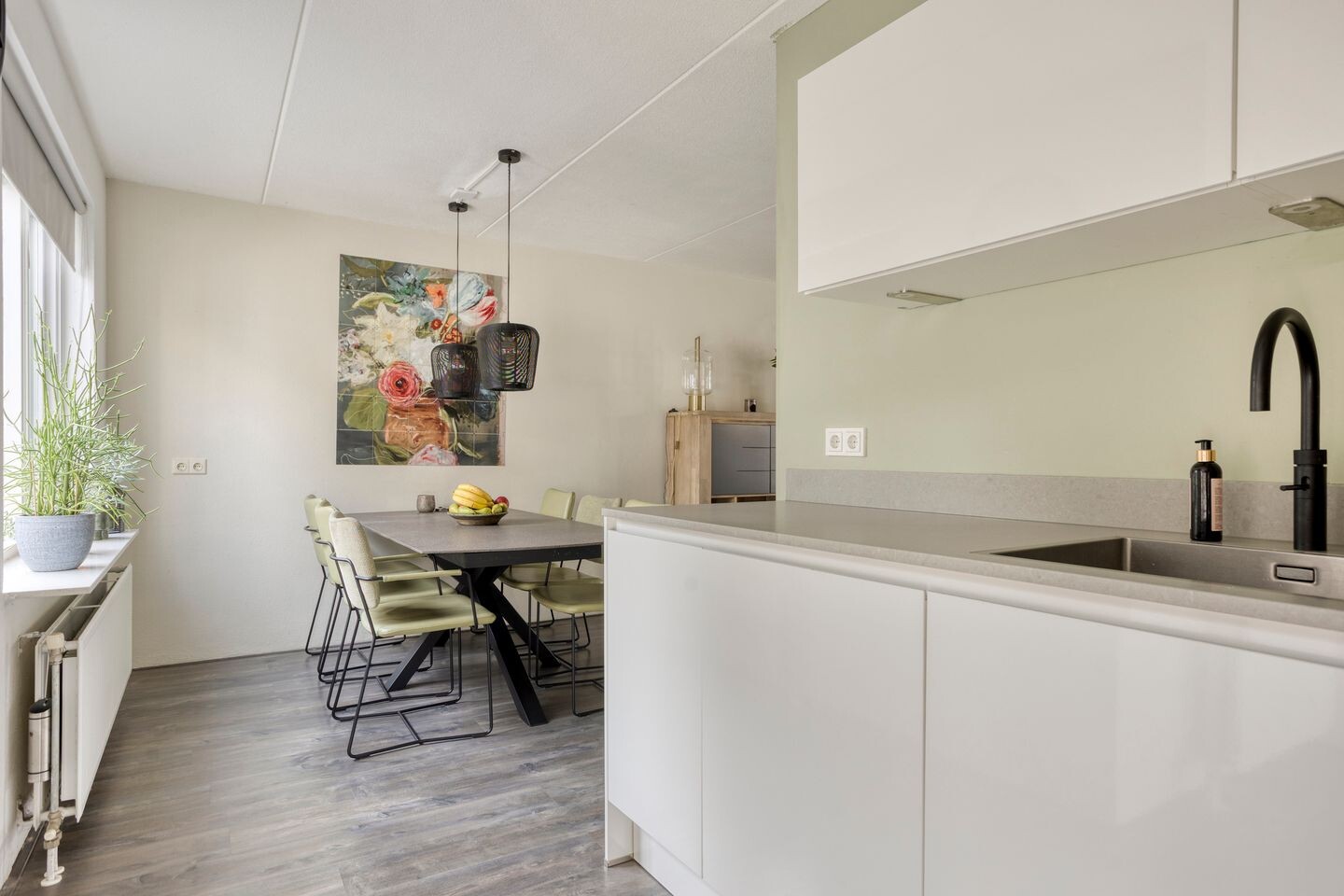 Tussenwoning te koop: Tauvlinder 43, Meppel