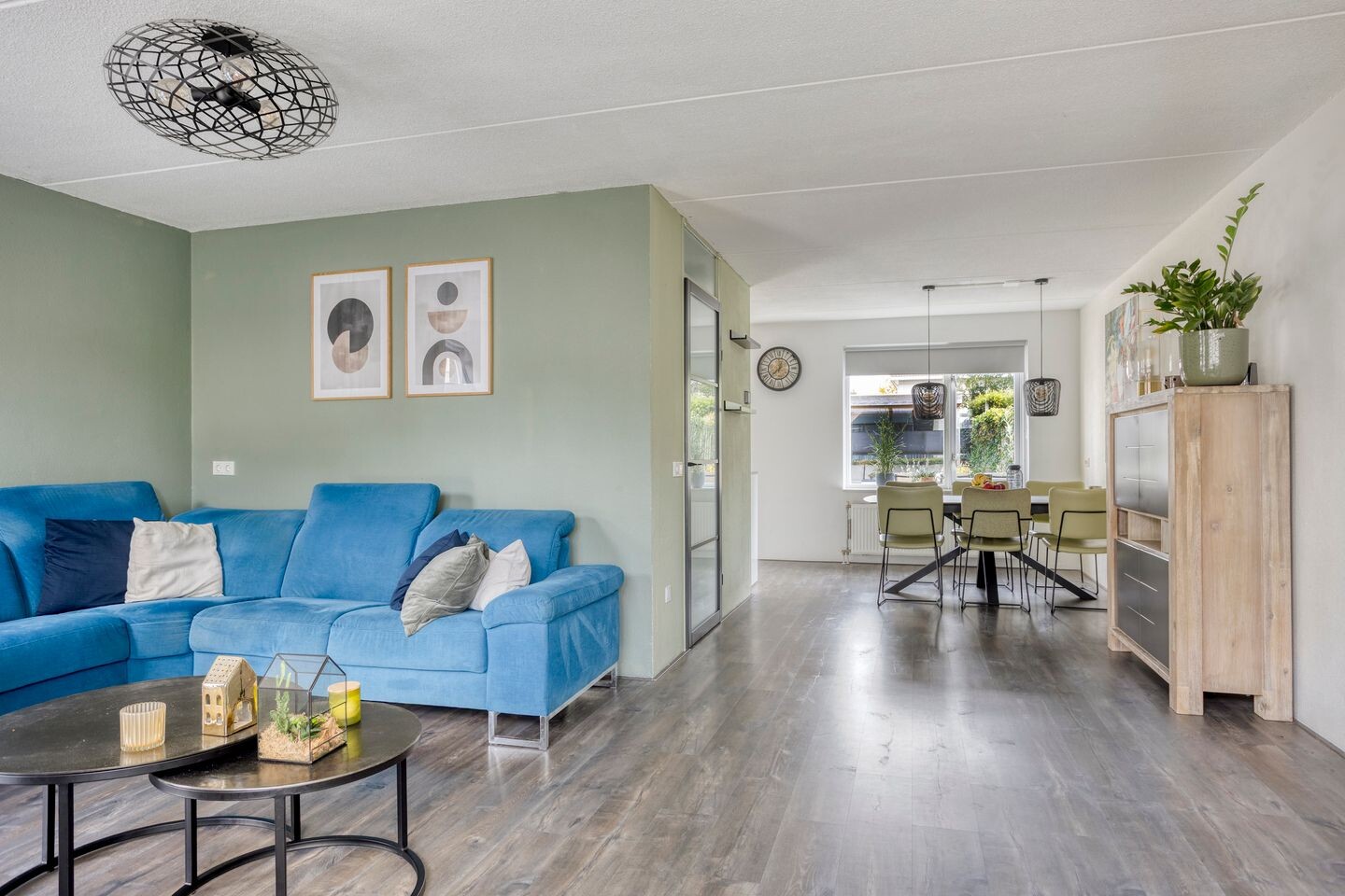Tussenwoning te koop: Tauvlinder 43, Meppel