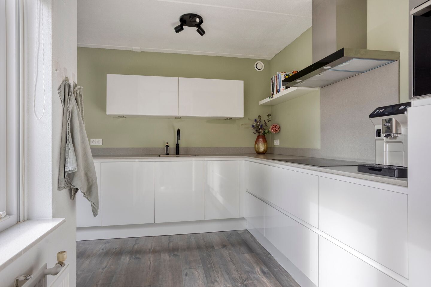 Tussenwoning te koop: Tauvlinder 43, Meppel