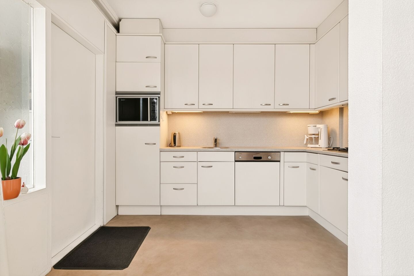 Tussenwoning te koop: Jan Vermeerstraat 35, Meppel