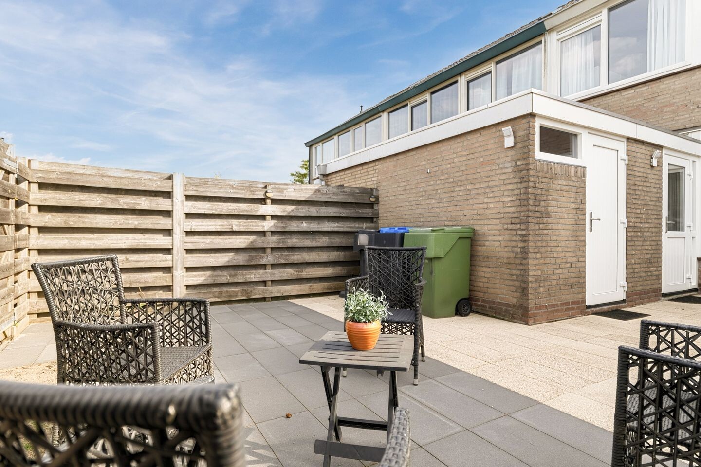 Tussenwoning te koop: Jan Vermeerstraat 35, Meppel