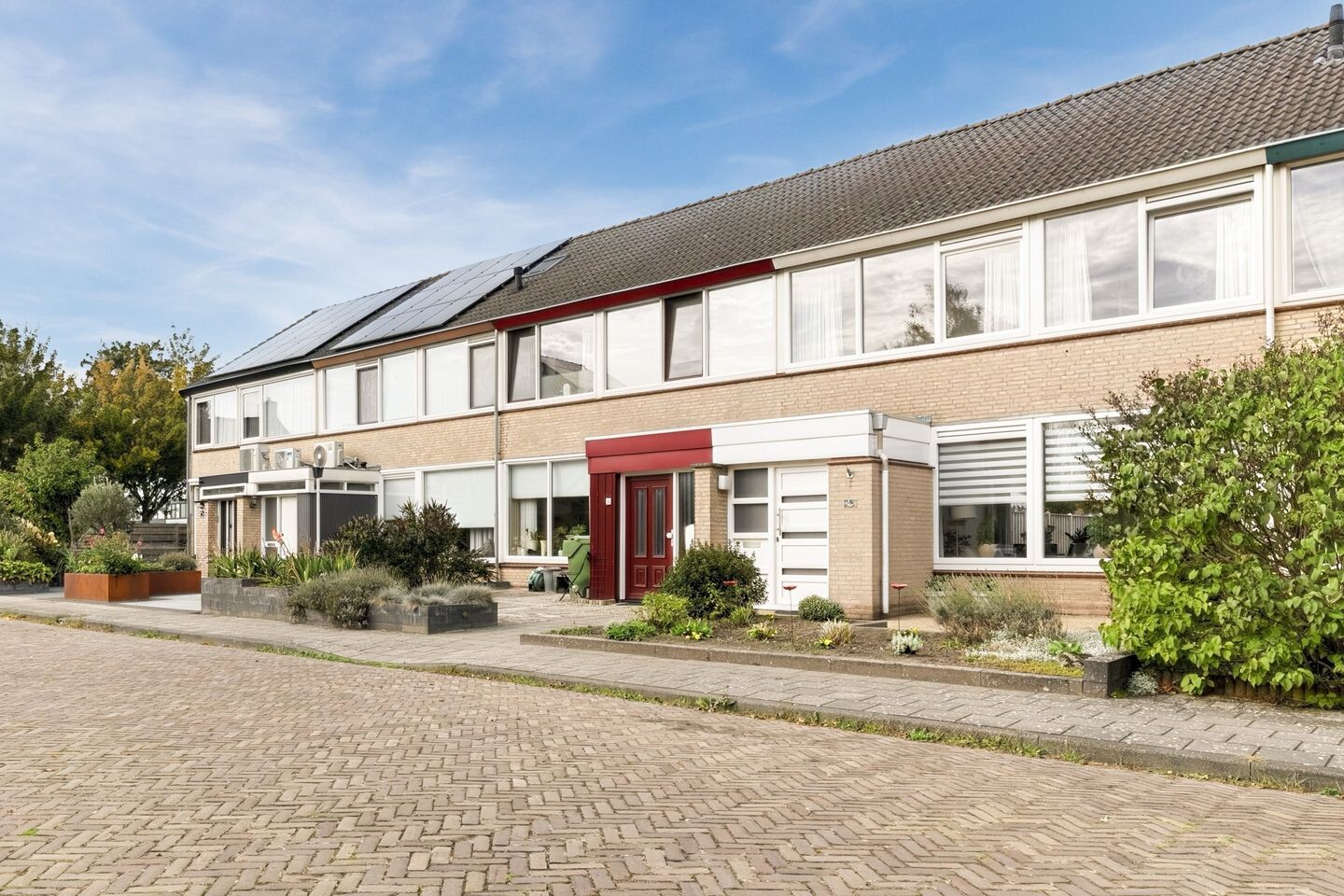 Tussenwoning te koop: Jan Vermeerstraat 35, Meppel