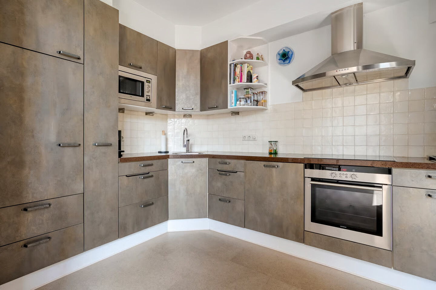 Tussenwoning te koop: Jan Vermeerstraat 45, Meppel