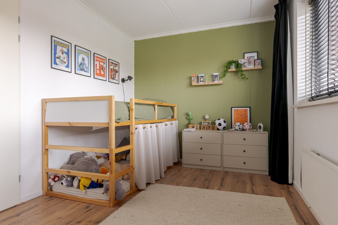 Tussenwoning te koop: Valeriaan 48, Meppel