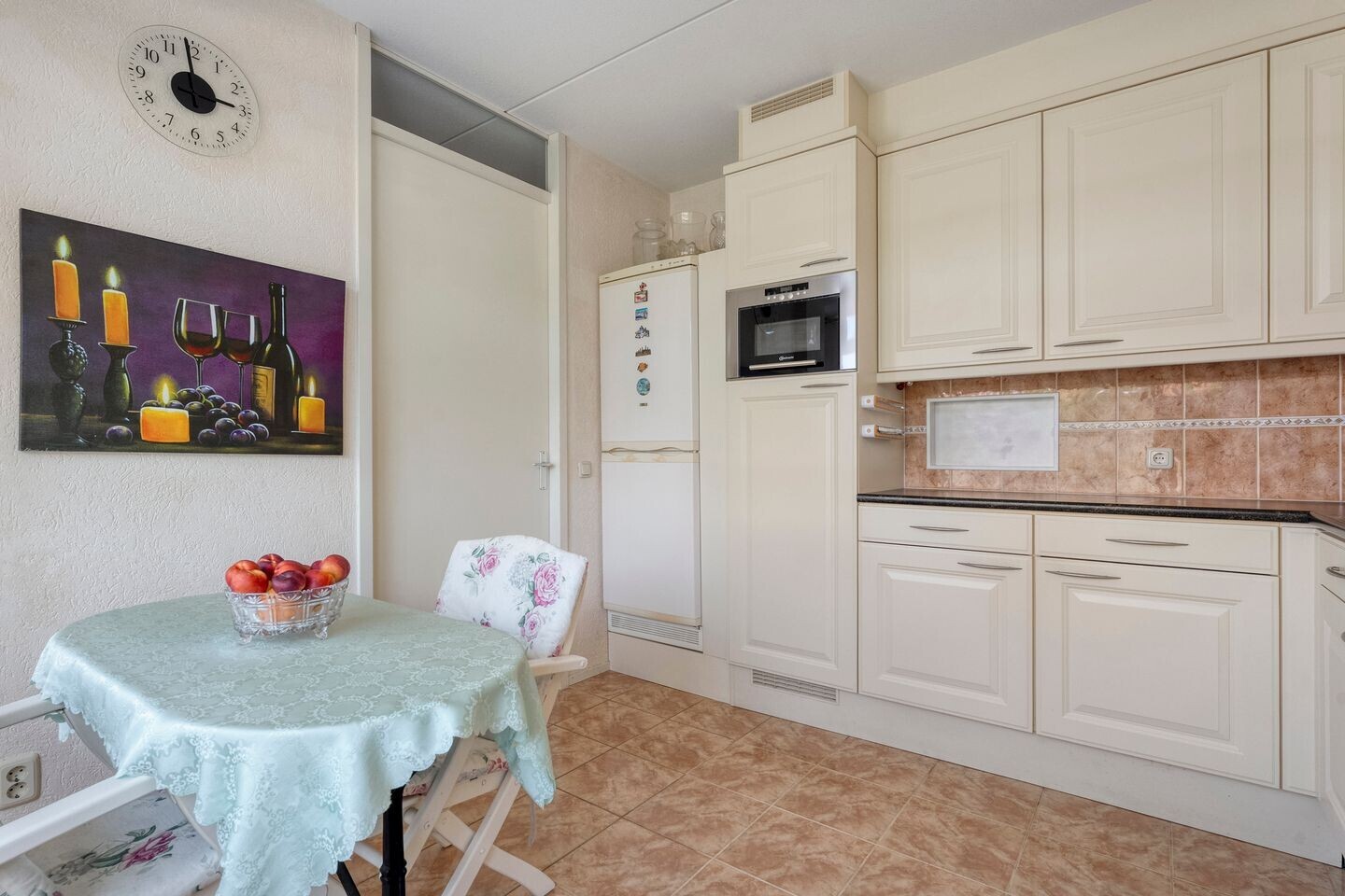 Twee-onder-één-kap te koop: Leeuwentand 5, Meppel