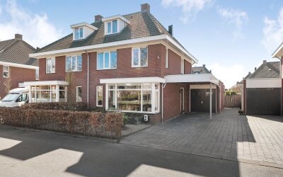Zwanenbloem 28