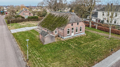 Dorpsstraat 37