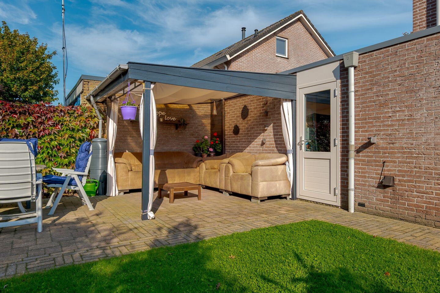 Twee-onder-één-kap te koop: Eleveldstraat 3, Ijhorst