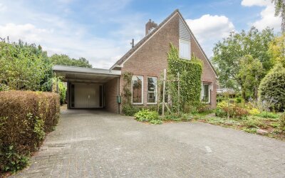 Huis te koop Nicolaas Oostinghweg 2-A
