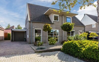 De Esdoorn 4