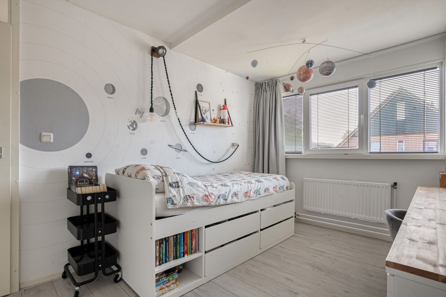 Twee-onder-één-kap te koop: De Wilgen 9, Koekange