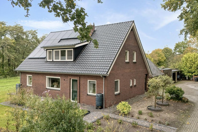 Huis te koop De Weidenweg 15