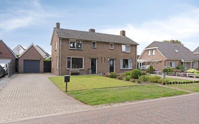 Dorpsstraat 18