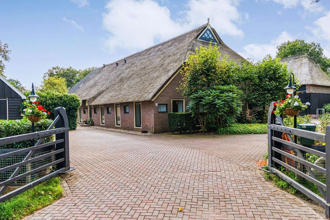 Vrijstaande woning te koop: Dorpsstraat 64, Uffelte