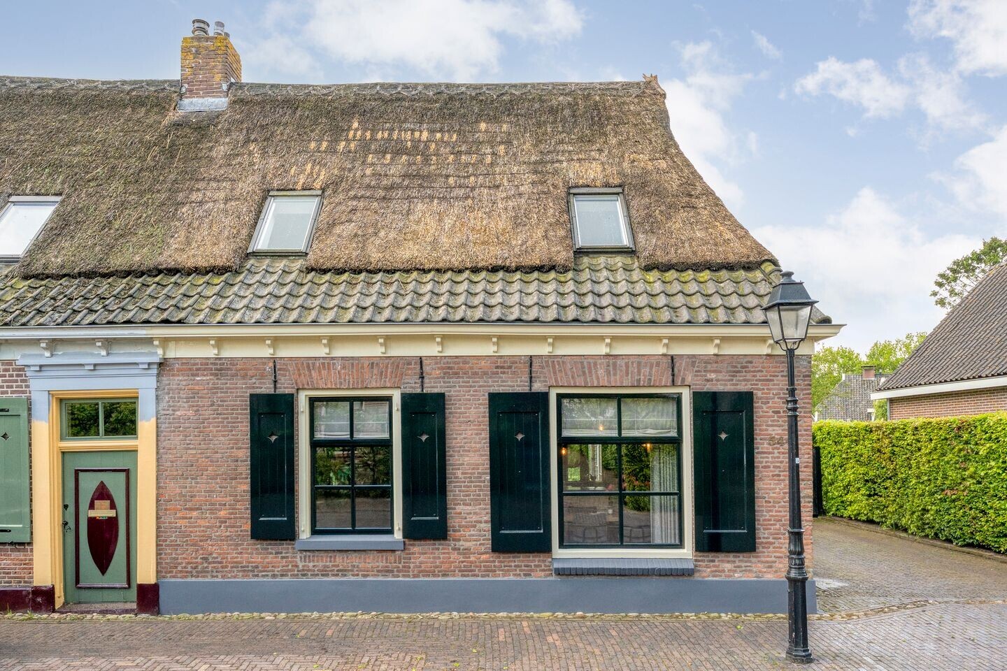Twee-onder-één-kap te koop: Hoofdstraat 54A, Diever