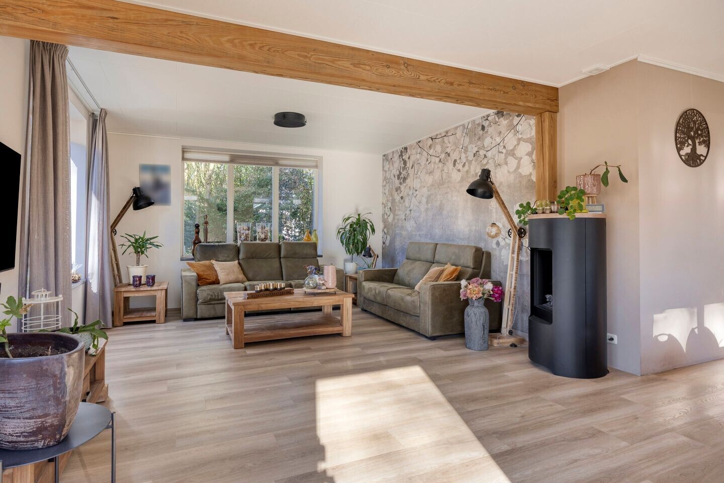 Vrijstaande woning te koop: Dwingelderdijk 23, Dwingeloo