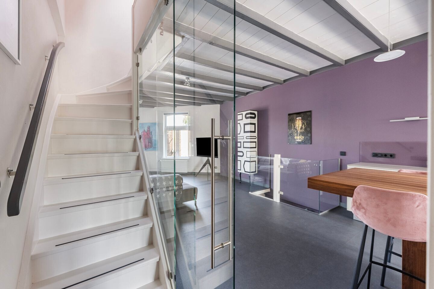 Tussenwoning te koop: Van Karnebeekstraat 26, Zwolle