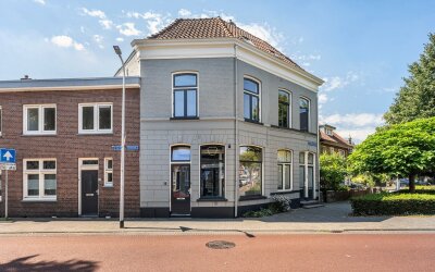 Van Karnebeekstraat 26