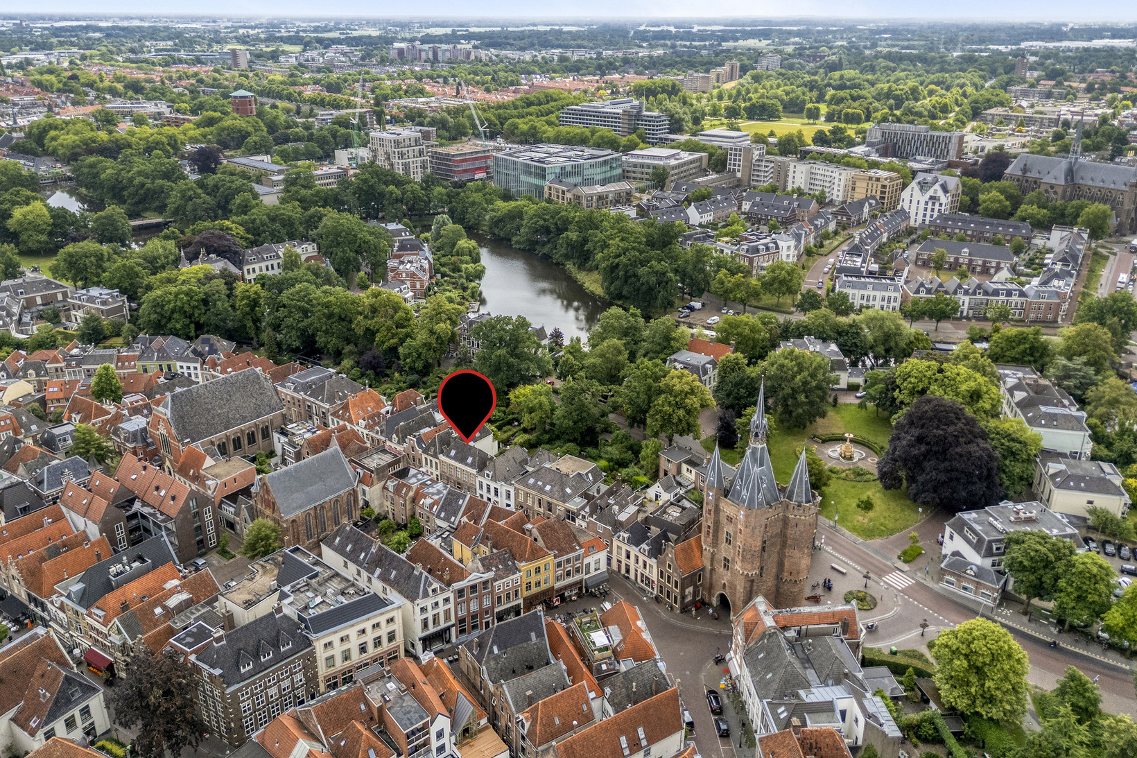 Tussenwoning te koop: Walstraat 12, Zwolle