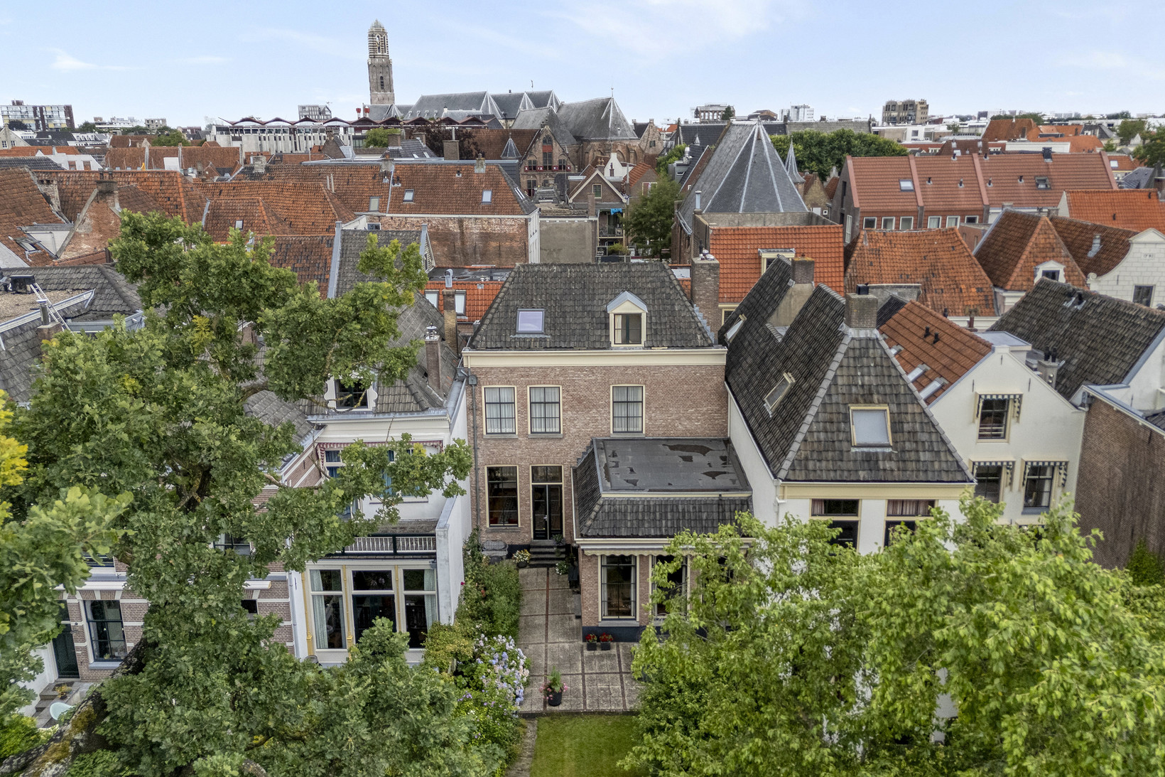 Tussenwoning te koop: Walstraat 12, Zwolle