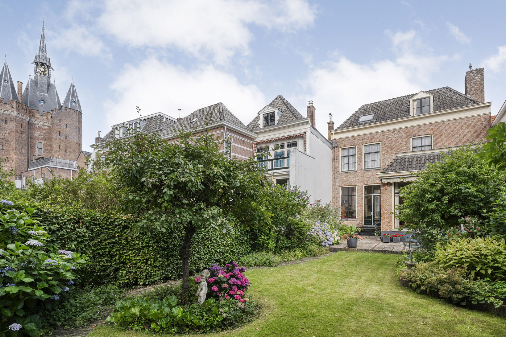 Tussenwoning te koop: Walstraat 12, Zwolle