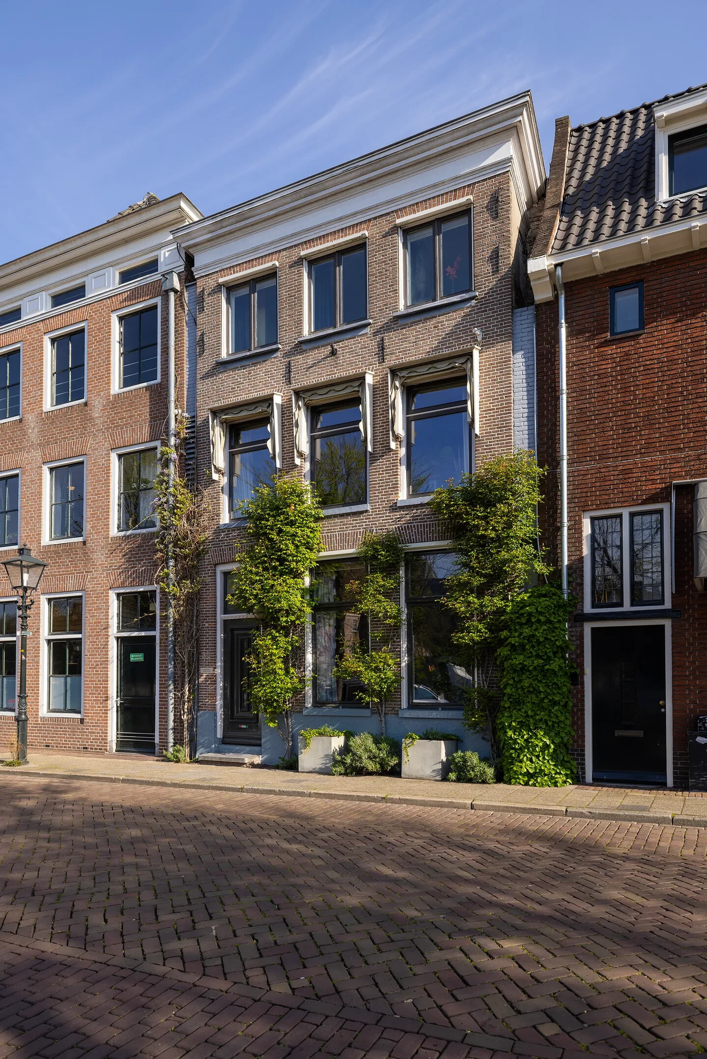 Hoekwoning te koop: Thorbeckegracht 34, Zwolle