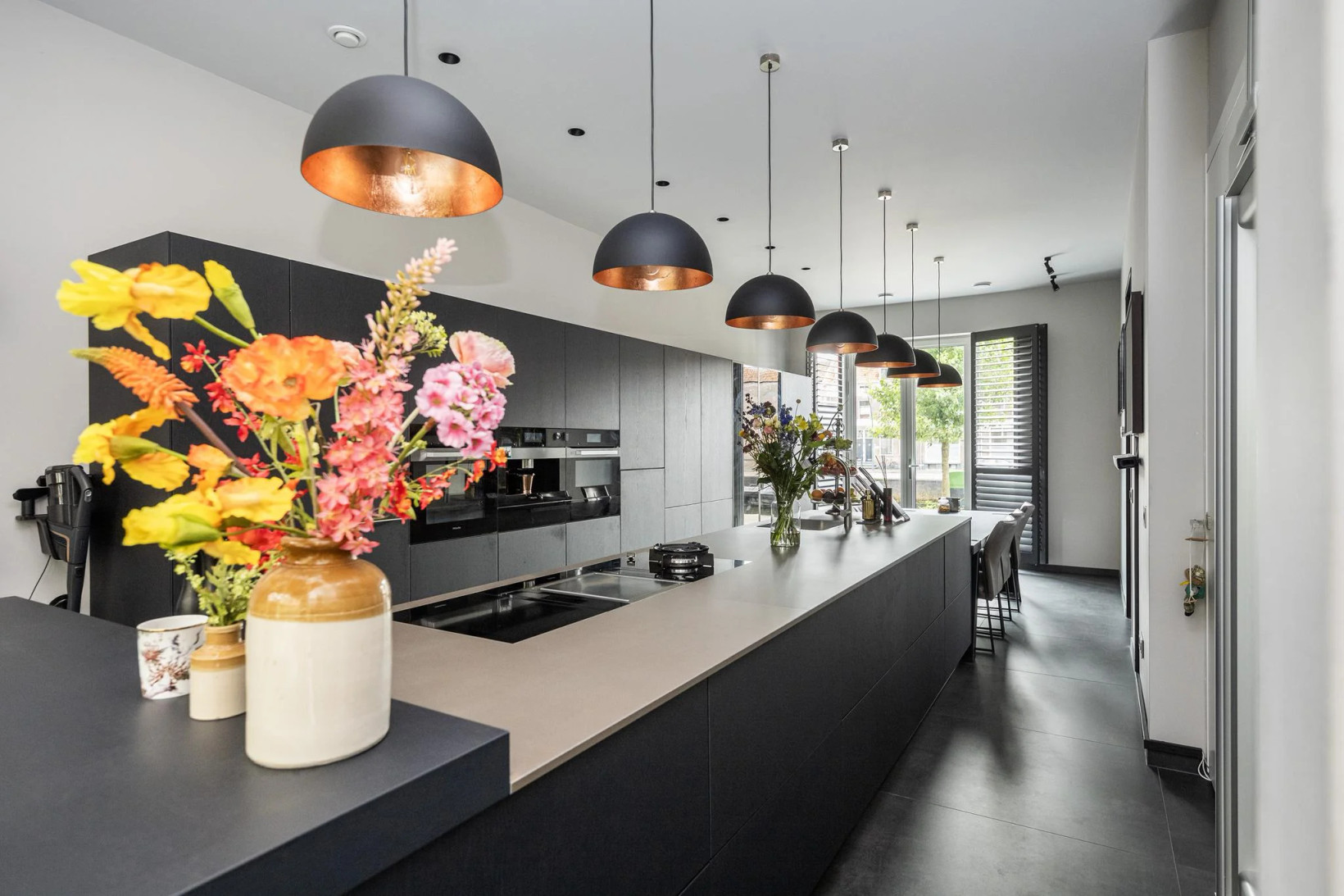 Hoekwoning te koop: Thorbeckewal 61, Zwolle