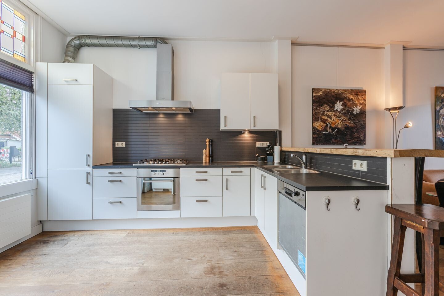 Tussenwoning te koop: Molenweg 143, Zwolle