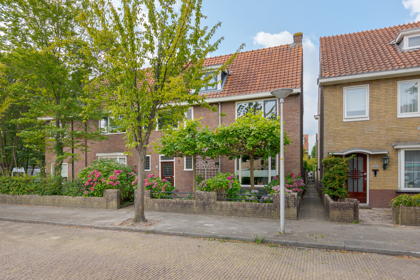 Hoekwoning te koop: Molenweg 288, Zwolle