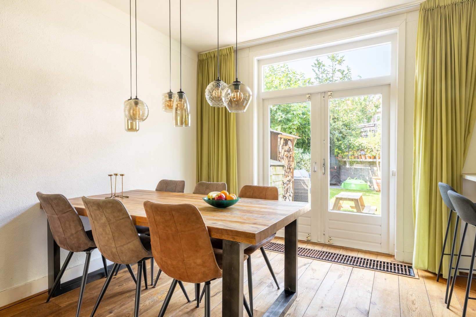 Tussenwoning te koop: Hortensiastraat 111, Zwolle