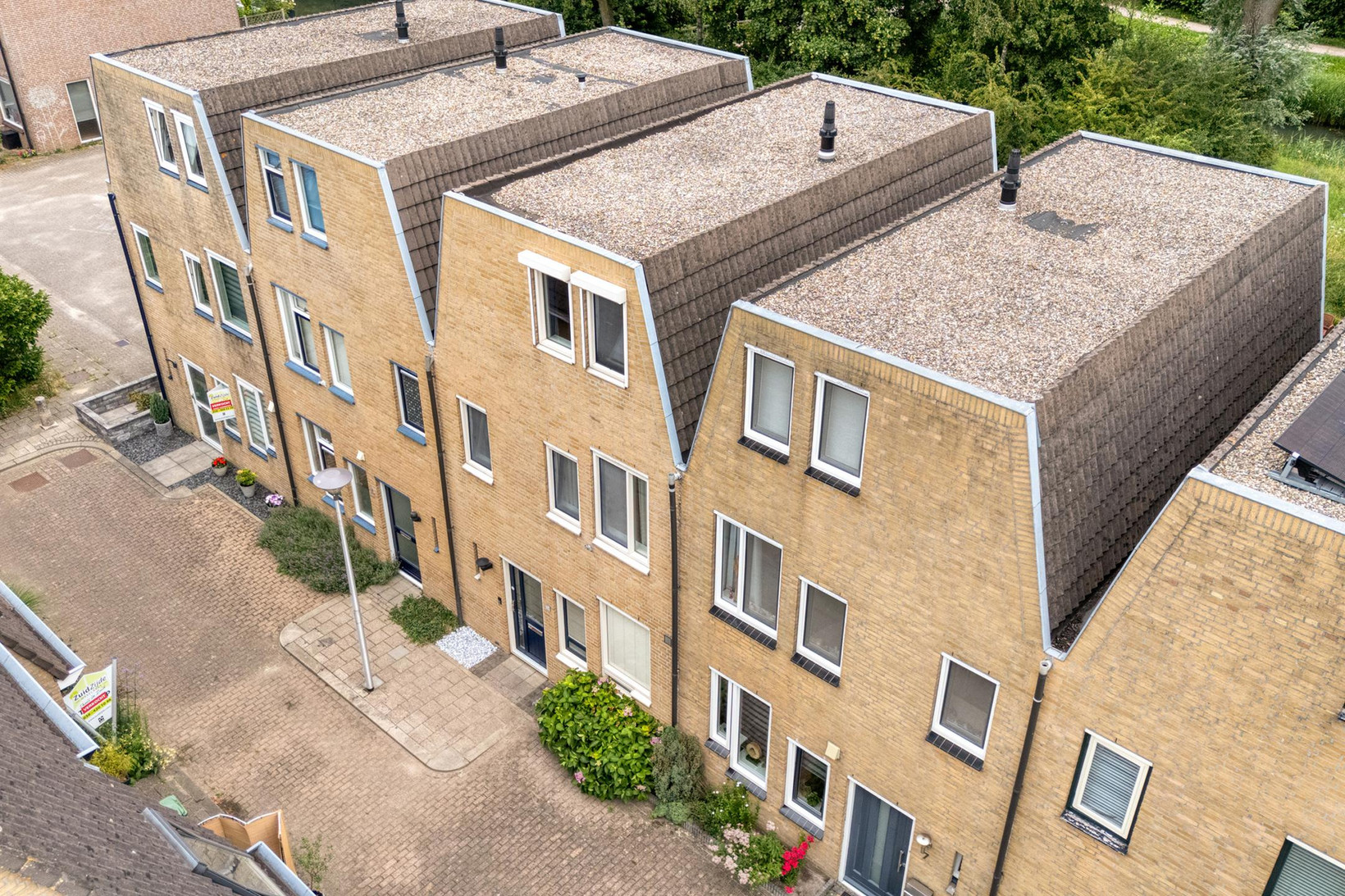 Tussenwoning te koop: Ulgerkamp 5, Zwolle