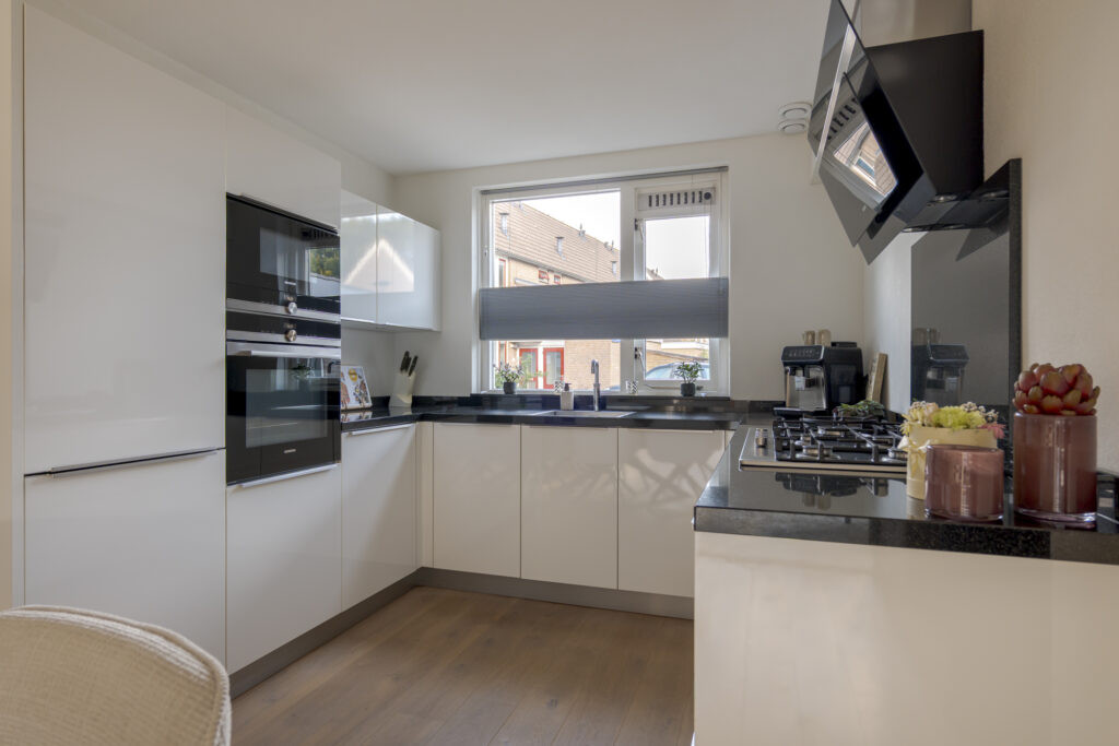 Tussenwoning te koop: Rochussenware 26, Zwolle