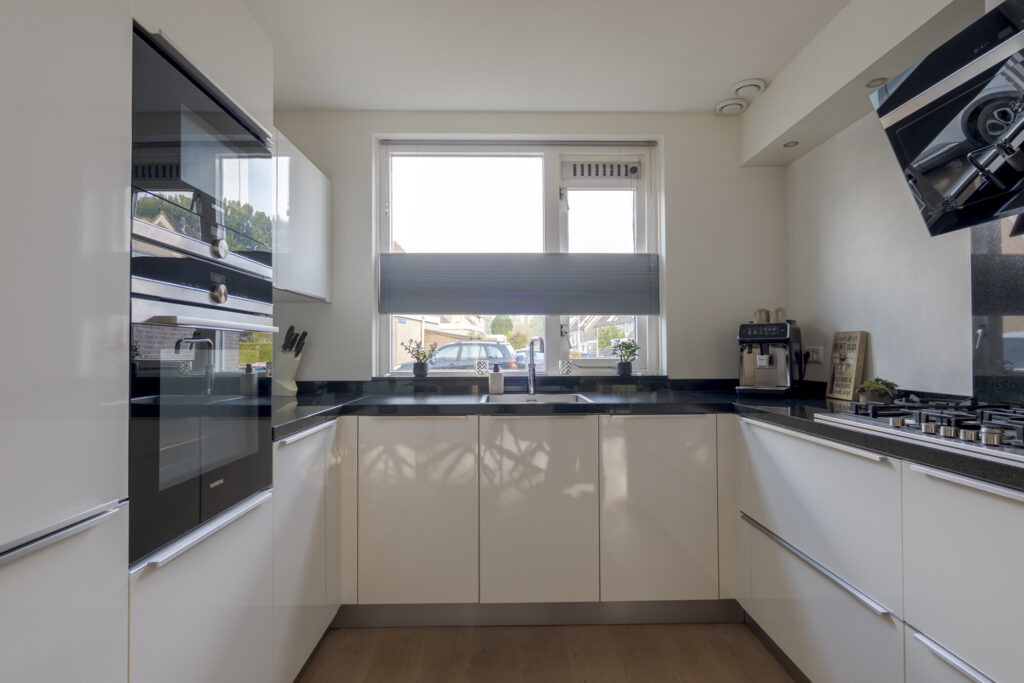 Tussenwoning te koop: Rochussenware 26, Zwolle