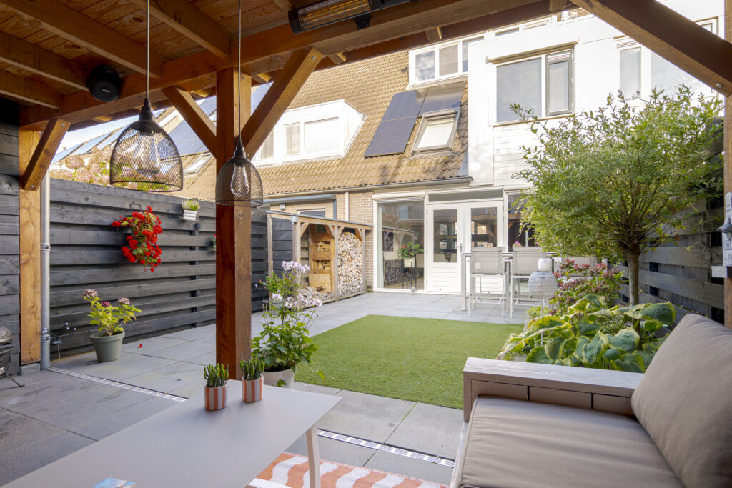 Tussenwoning te koop: Rochussenware 26, Zwolle