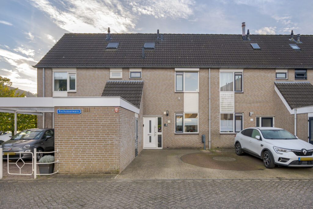 Tussenwoning te koop: Rochussenware 26, Zwolle