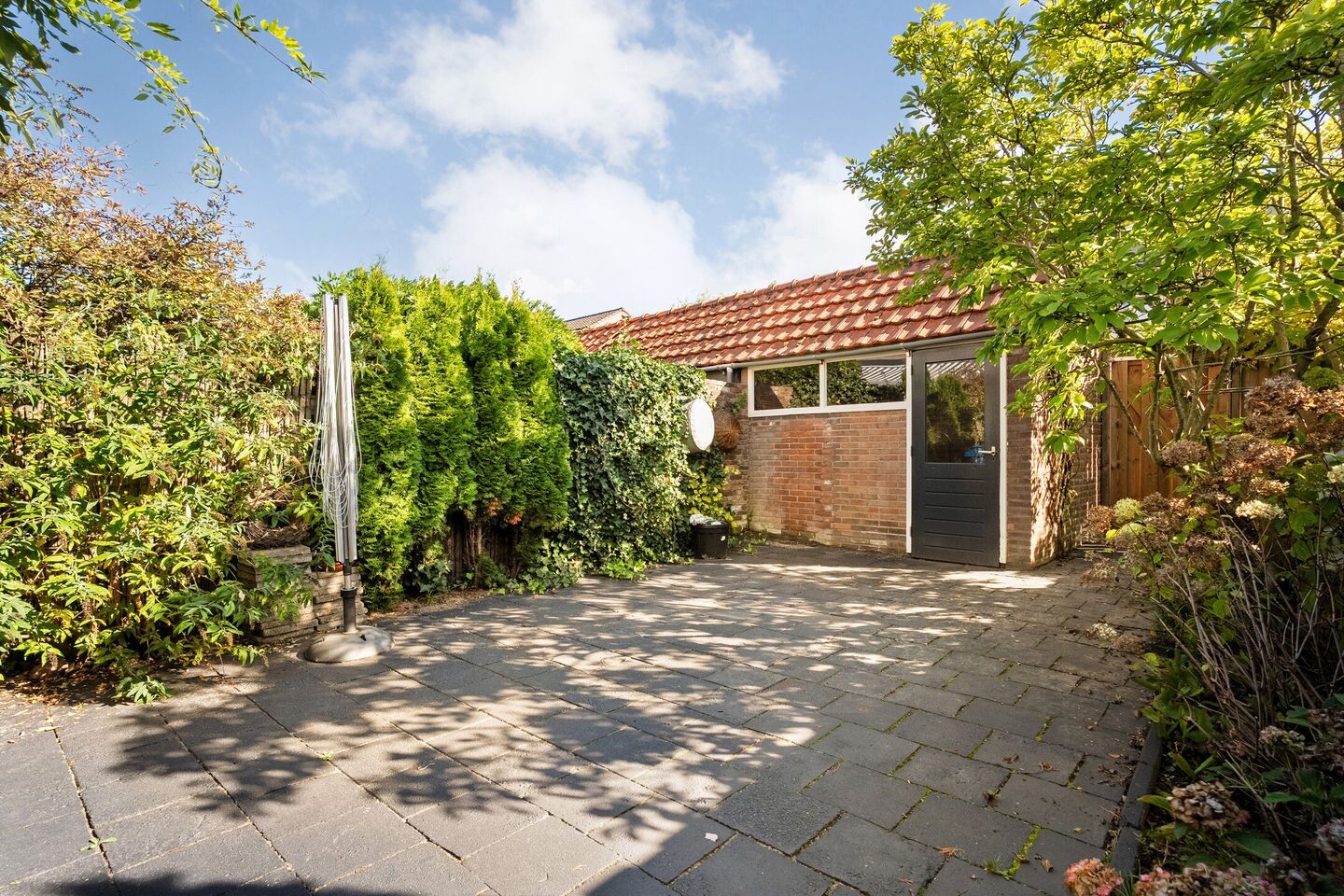 Tussenwoning te koop: Dr. Kuyperlaan 37, Zwolle