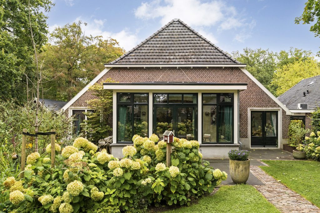 Hoekwoning te koop: Van Rielstraat 17, Zwolle