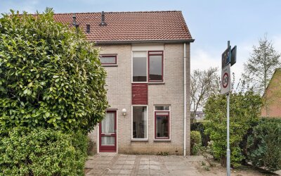 Van Leeuwte. 2