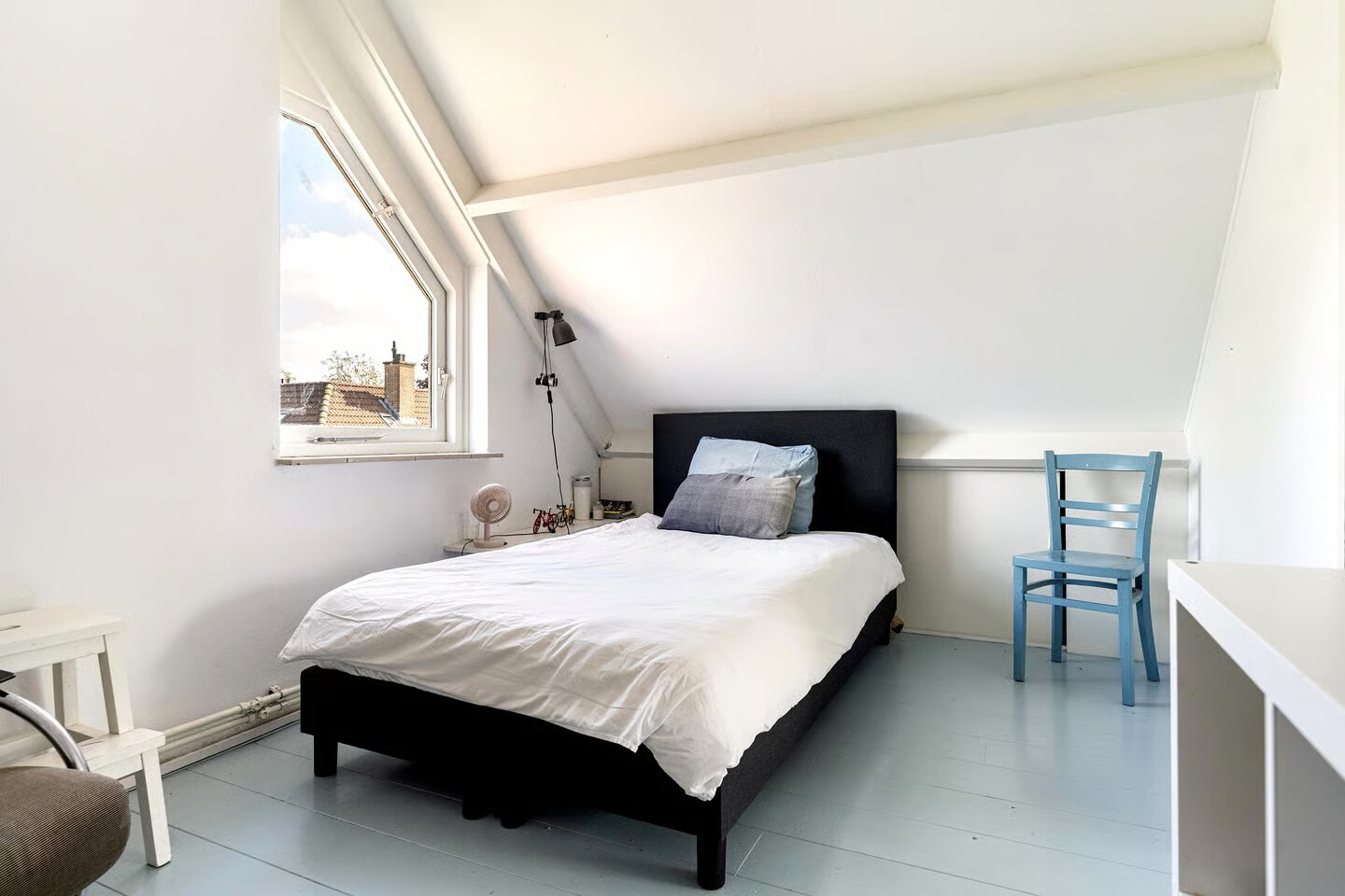 Hoekwoning te koop: Van Middachtenmarke 9, Zwolle